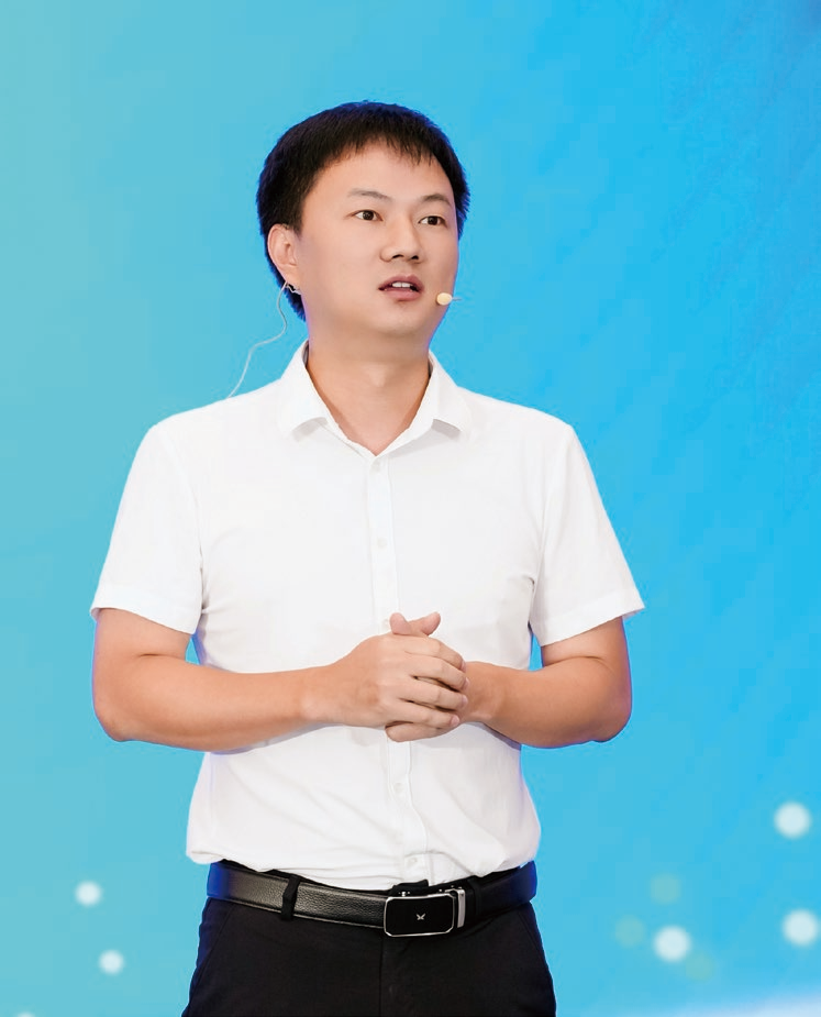 开云体育下载-讲述 | 点燃村超的人：一场球赛带火一座城，5亿流量背后的男人